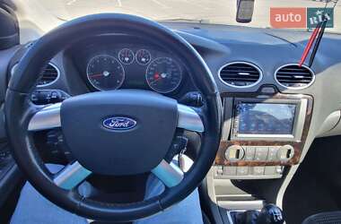 Седан Ford Focus 2005 в 