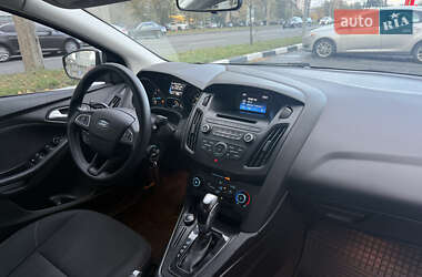 Седан Ford Focus 2016 в 
