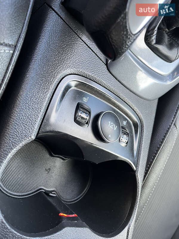 Хетчбек Ford Focus 2012 в Стрию фото 129 Хетчбек Ford Focus 2012 в Стрию