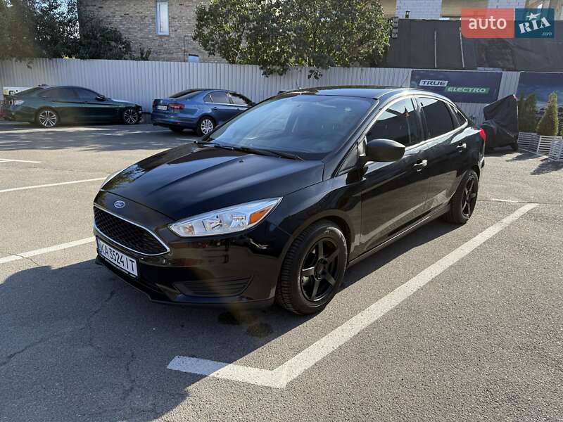 Седан Ford Focus 2018 в Києві