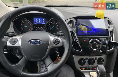Седан Ford Focus 2014 в 