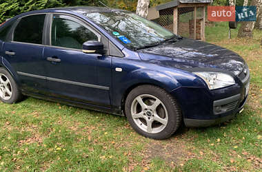 Хэтчбек Ford Focus 2006 в 