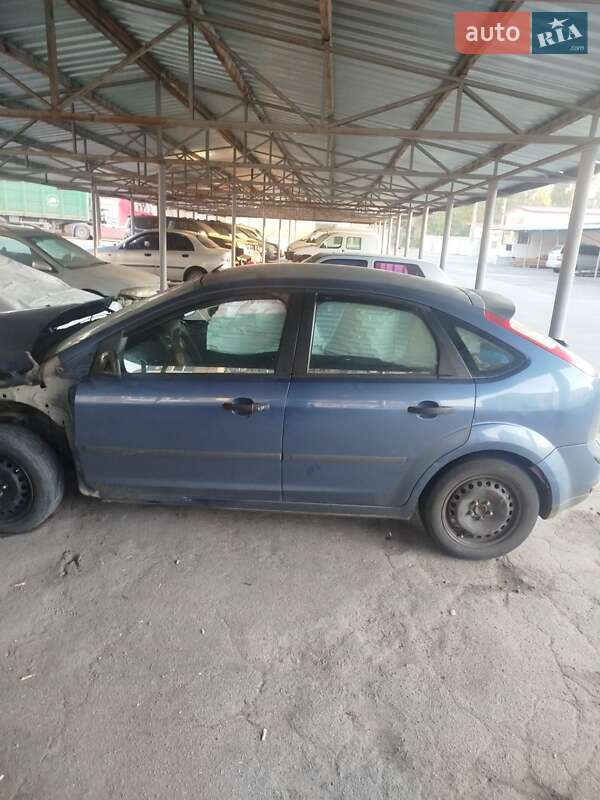 Хэтчбек Ford Focus 2006 в Херсоне
