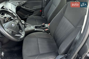 Седан Ford Focus 2015 в 