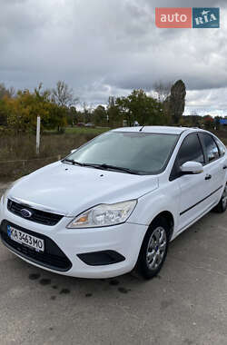 Хетчбек Ford Focus 2011 в 
