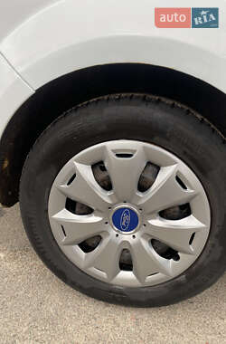 Хэтчбек Ford Focus 2011 в Киеве