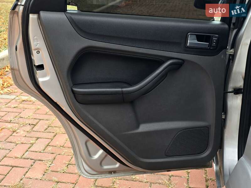 Універсал Ford Focus 2006 в Харкові