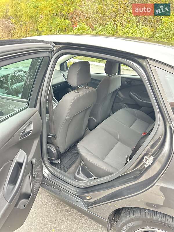 Седан Ford Focus 2015 в Полтаві фото 8 Седан Ford Focus 2015 в Полтаві