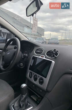 Універсал Ford Focus 2004 в 