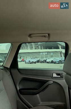 Універсал Ford Focus 2004 в 