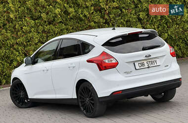 Хэтчбек Ford Focus 2013 в 