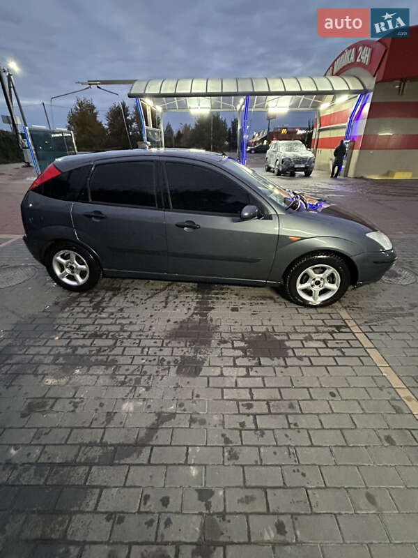 Хетчбек Ford Focus 2004 в Києві