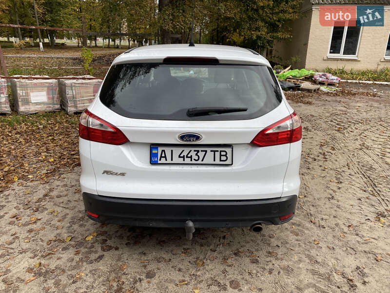 Универсал Ford Focus 2014 в Киеве фото 3 Универсал Ford Focus 2014 в Киеве
