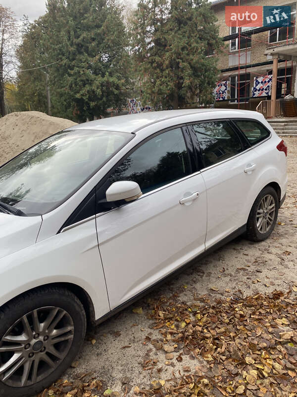Универсал Ford Focus 2014 в Киеве фото 4 Универсал Ford Focus 2014 в Киеве