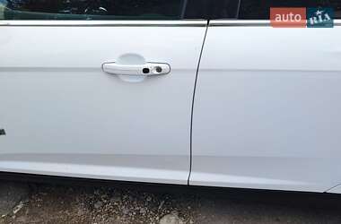 Хетчбек Ford Focus 2013 в 