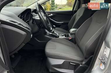 Хэтчбек Ford Focus 2014 в 