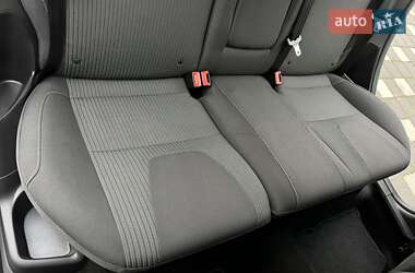 Хэтчбек Ford Focus 2014 в 