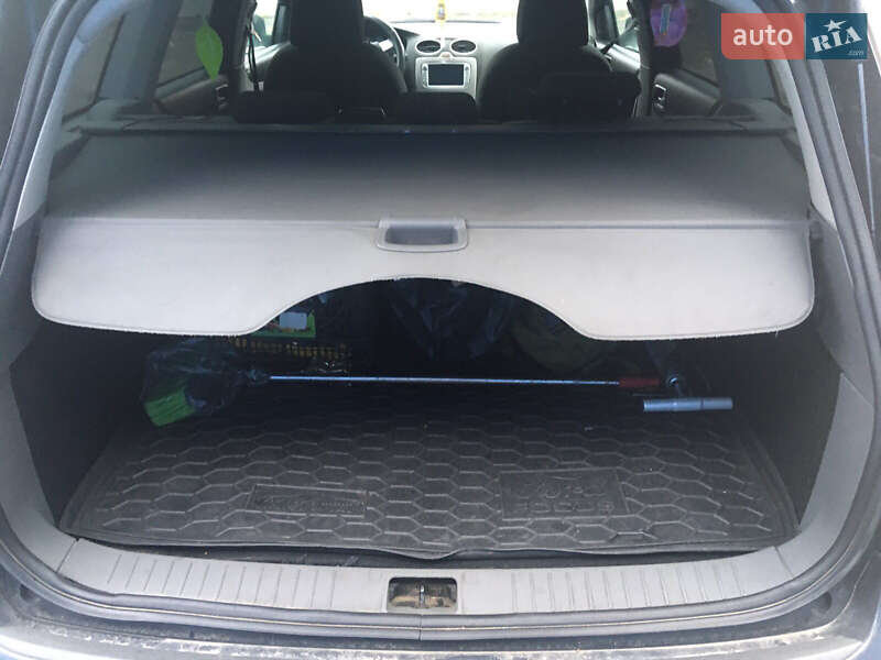 Універсал Ford Focus 2010 в Києві фото 7 Універсал Ford Focus 2010 в Києві