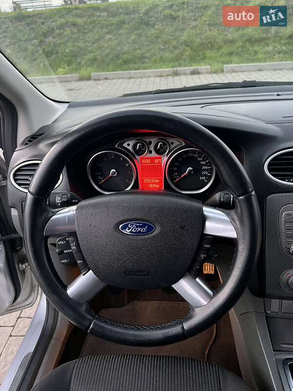 Хэтчбек Ford Focus 2009 в Стрые