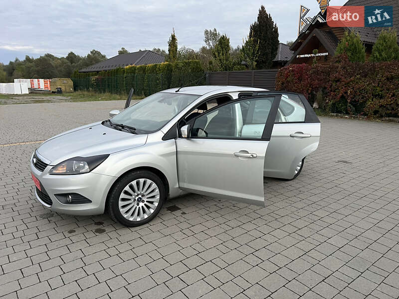 Хэтчбек Ford Focus 2009 в Стрые