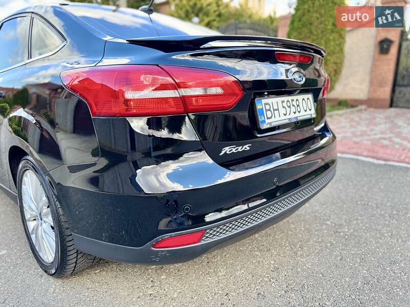 Седан Ford Focus 2017 в Одессе