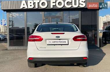 Седан Ford Focus 2017 в  фото 6 Седан Ford Focus 2017 в