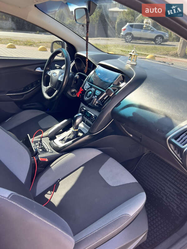Седан Ford Focus 2013 в Ивано-Франковске