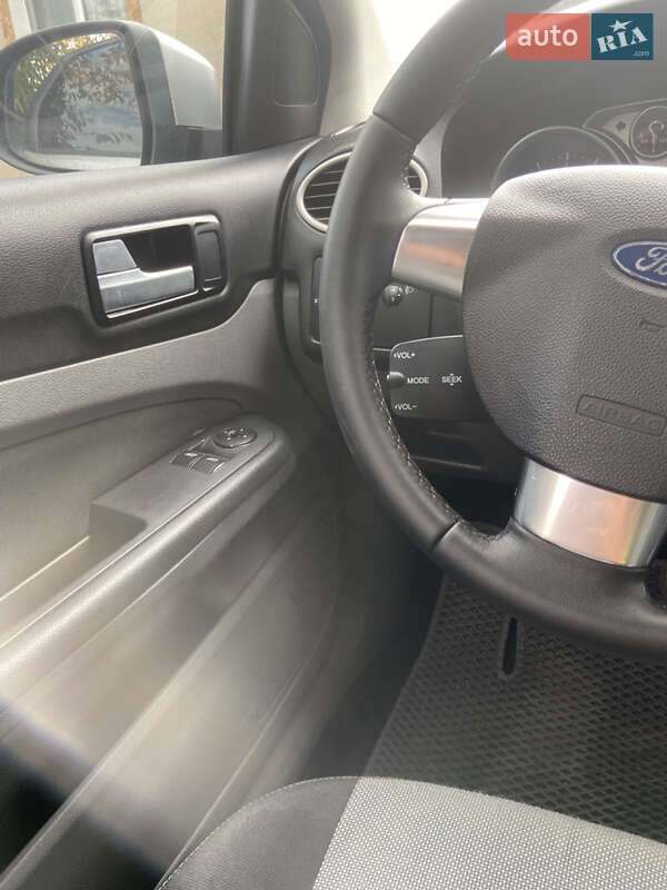 Хэтчбек Ford Focus 2009 в Одессе