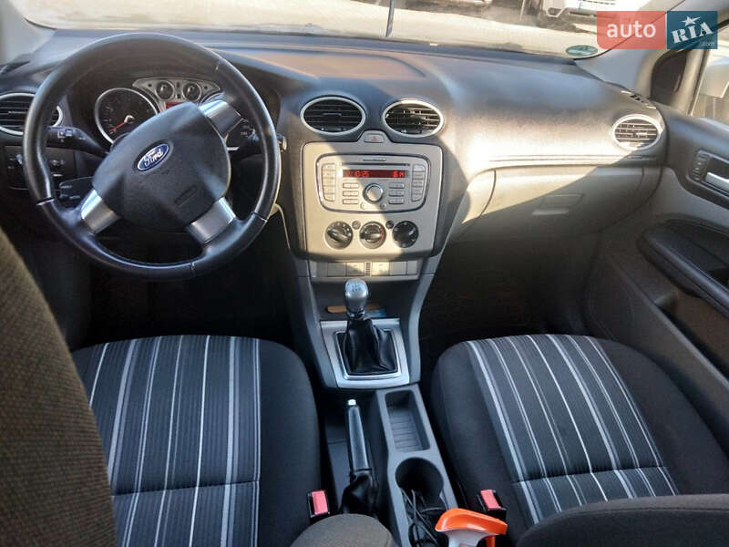 Универсал Ford Focus 2008 в Киеве фото 12 Универсал Ford Focus 2008 в Киеве