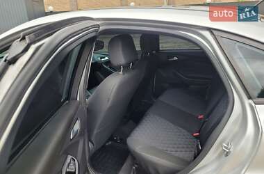 Седан Ford Focus 2015 в 
