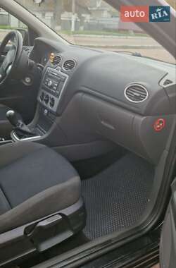 Универсал Ford Focus 2005 в Барышевке