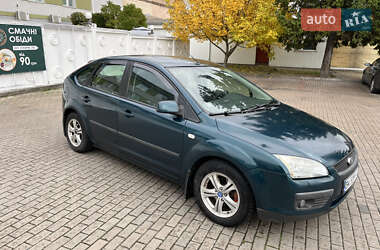Хэтчбек Ford Focus 2006 в Ровно