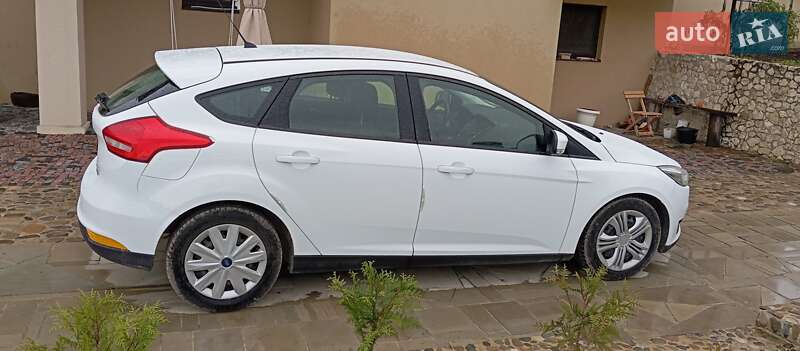 Хетчбек Ford Focus 2015 в Тернополі