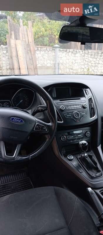 Хетчбек Ford Focus 2015 в Тернополі