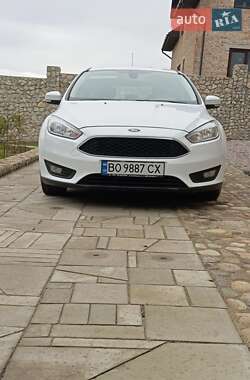 Хэтчбек Ford Focus 2015 в Тернополе