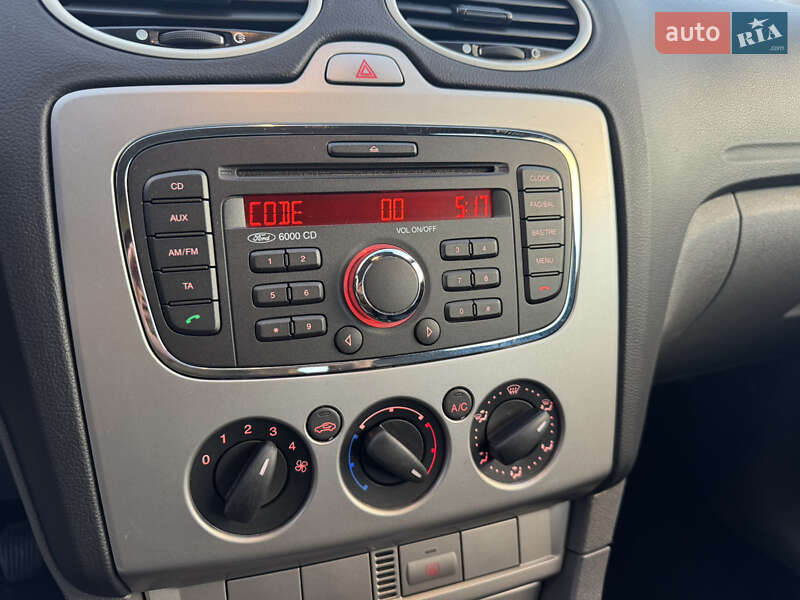 Хэтчбек Ford Focus 2010 в Луцке