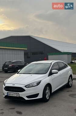 Седан Ford Focus 2016 в 