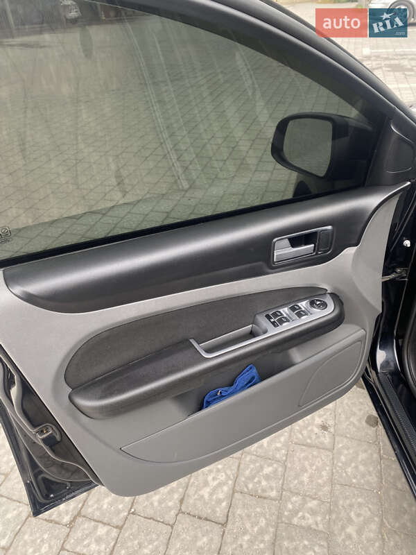 Универсал Ford Focus 2010 в Тернополе