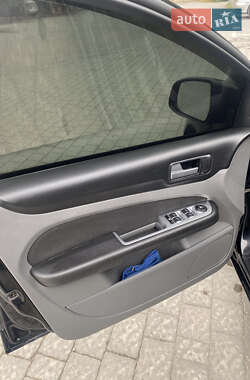 Универсал Ford Focus 2010 в 