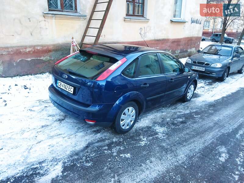 Хэтчбек Ford Focus 2006 в Чернигове