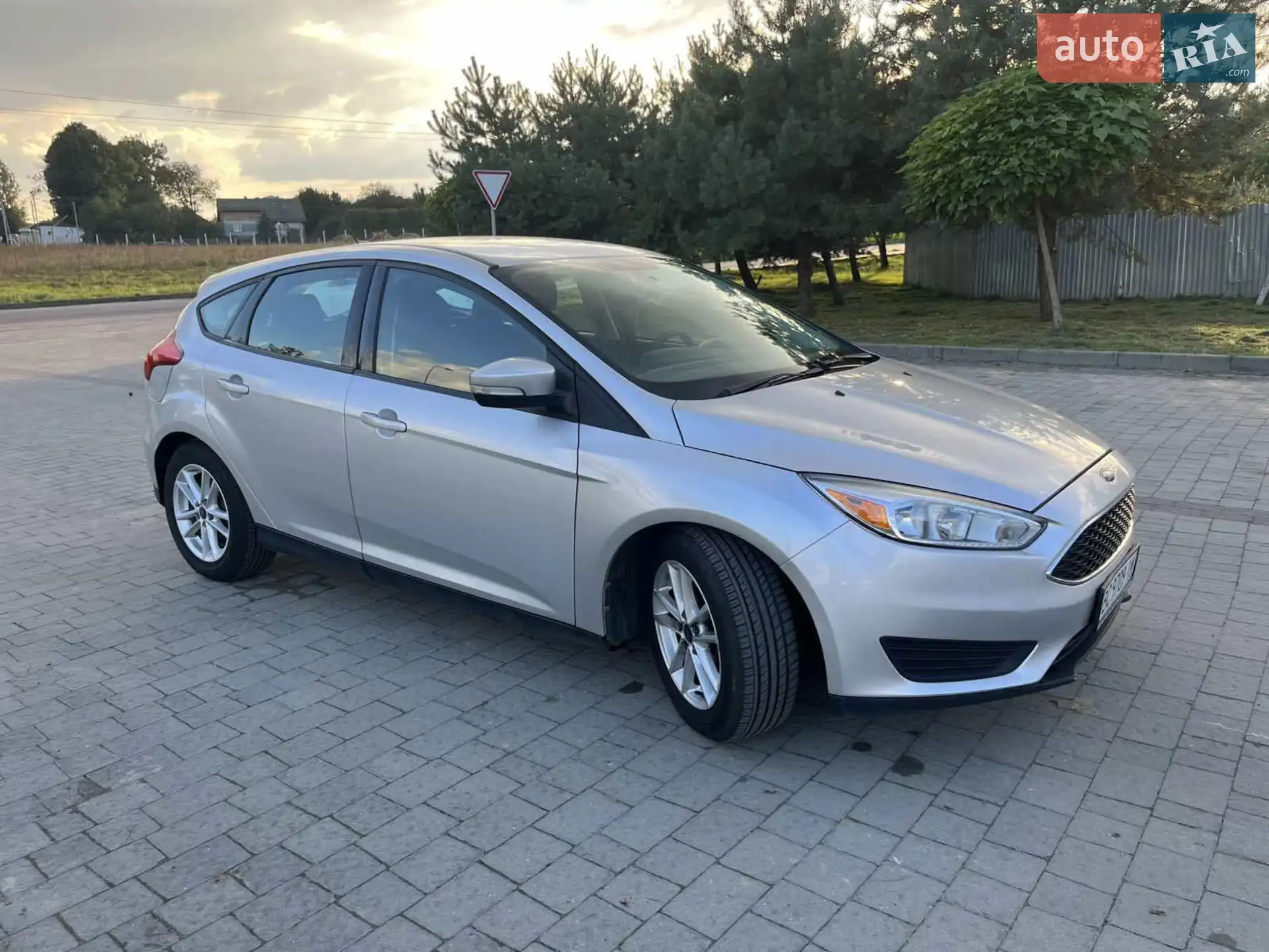 2017 Ford Focus - мініатюра 12