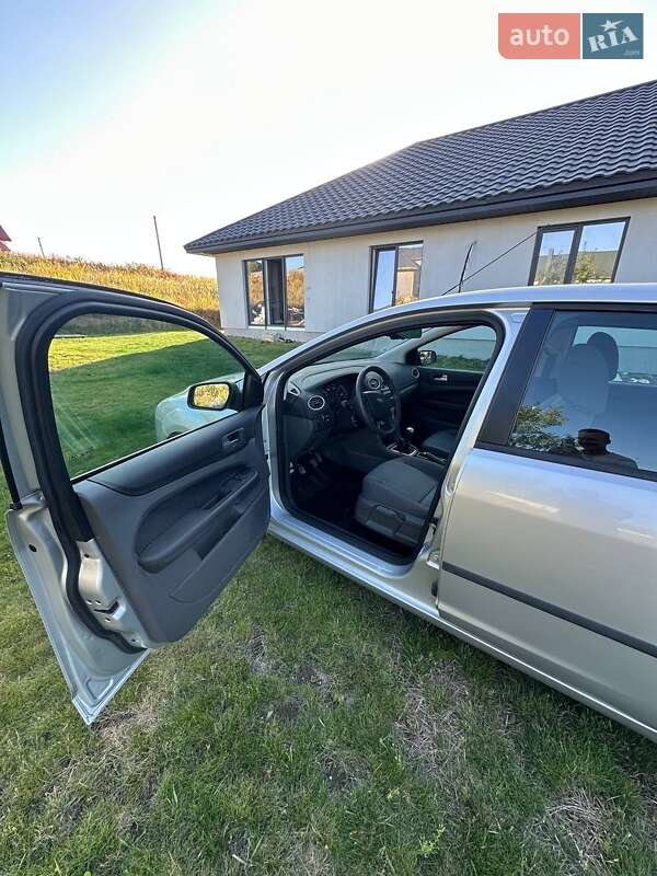 Універсал Ford Focus 2005 в Луцьку