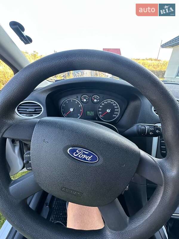 Універсал Ford Focus 2005 в Луцьку