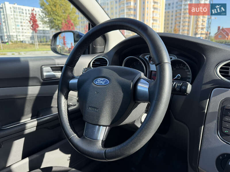 Хетчбек Ford Focus 2010 в Ірпені