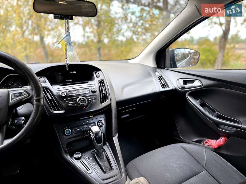 Хэтчбек Ford Focus 2016 в Умани фото 5 Хэтчбек Ford Focus 2016 в Умани