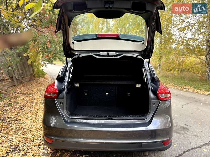 Хэтчбек Ford Focus 2016 в Умани фото 8 Хэтчбек Ford Focus 2016 в Умани