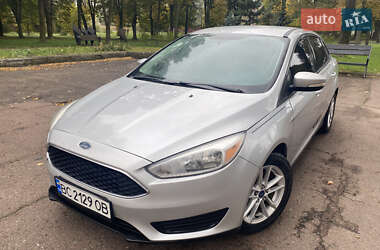 Седан Ford Focus 2015 в 