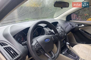Седан Ford Focus 2015 в 