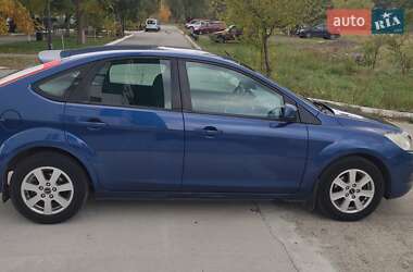 Хэтчбек Ford Focus 2008 в 