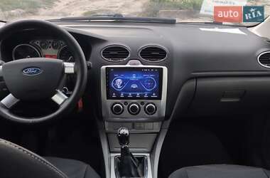 Хэтчбек Ford Focus 2008 в 